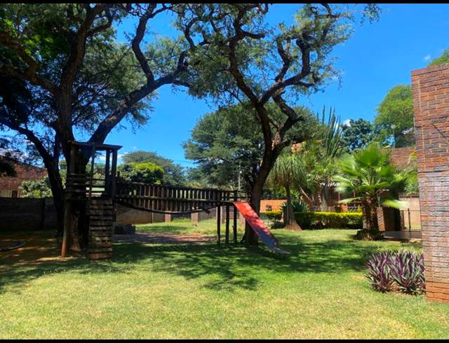 4 BEDROOM HOUSE FOR SALE IN CHROOM PARK